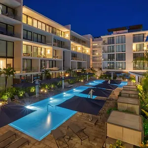 astonishing-condo-with-balcony-in-a-private-complex.allrivieramayahotels.com/
